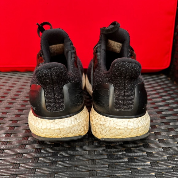 Adidas Ultraboost - Picture 3 of 7